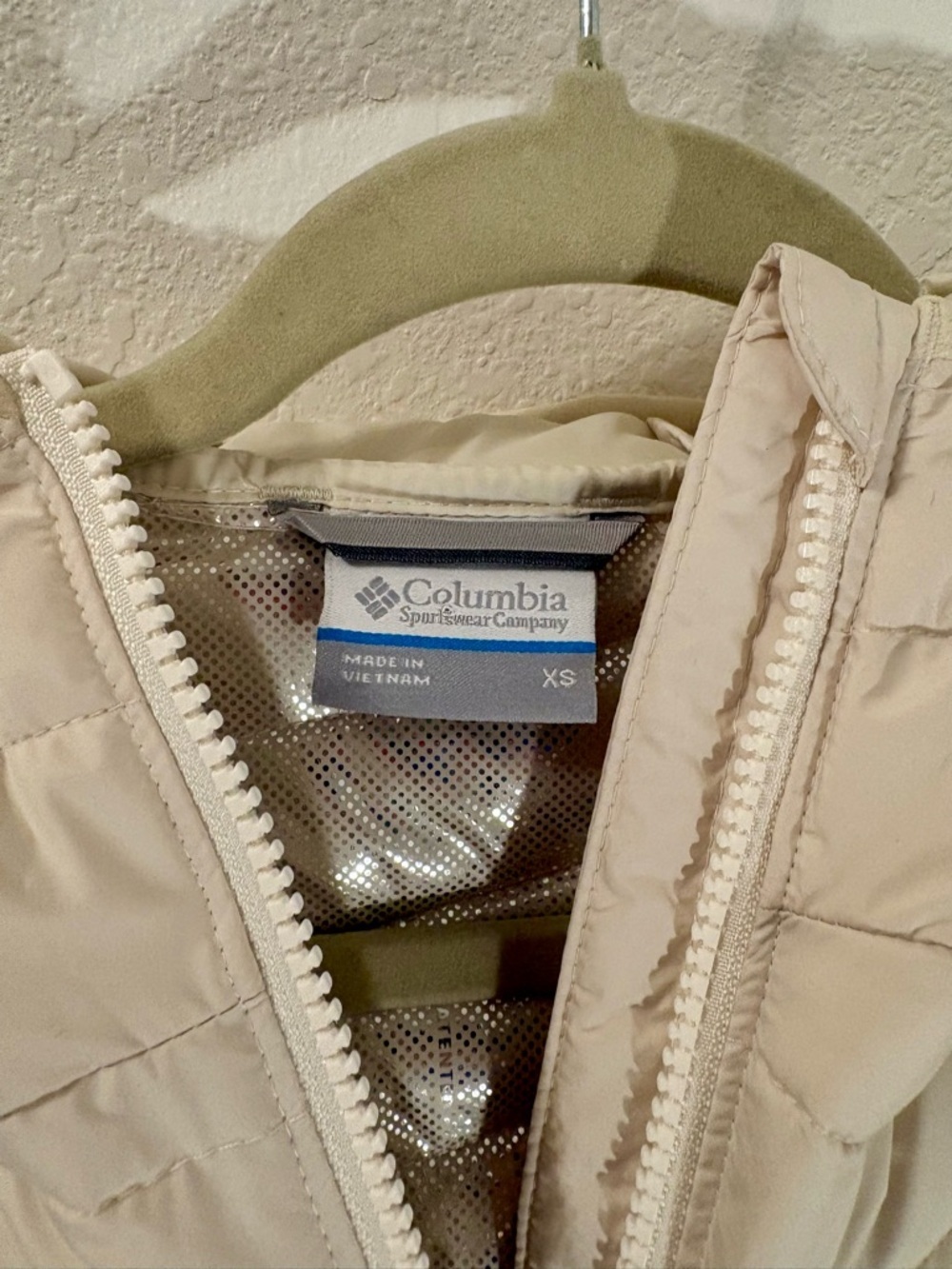 Columbia Women's Powder Lite™ II Hooded Jacket - Picture 4 of 5